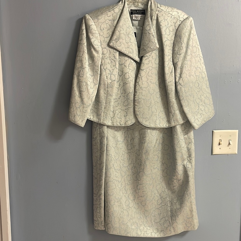 Donna Morgan womens blue and green dress suit